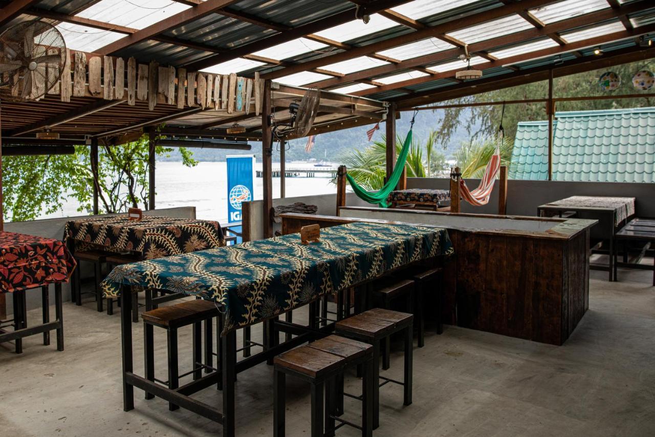 Tioman Cabana Bed & Breakfast Kampong Ayer Batang Exterior foto