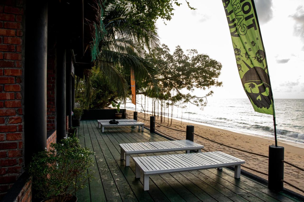 Tioman Cabana Bed & Breakfast Kampong Ayer Batang Exterior foto